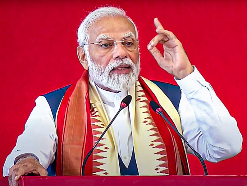 মোদিকে ওড়ানোর হুমকি ইমেলে, তালিকায় মুখ্যমন্ত্রীরাও, জারি হাই অ্যালার্ট