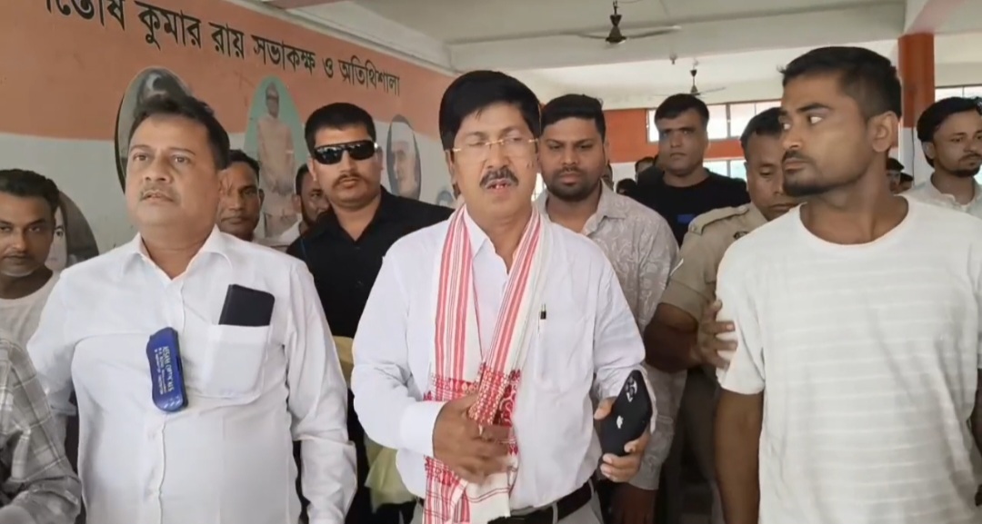 কংগ্রেস ভবনে হামলার মুখে সোনাইয়ের বিধায়ক, প্রাণ বাঁচাতে ছুটে পালান আমিনুল ইসলাম লস্কর