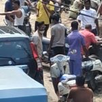ভাঙা রাস্তার ফাঁদে প্রাণ যায় অবস্থা, অটোর ধাক্কায় আহত স্কুটি চালক – দাস কলোনির বেহাল দশা নিয়ে তীব্র ক্ষোভ