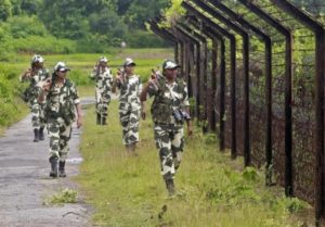 শূন্যরেখায় বেড়া চাই, নইলে বিচ্ছিন্ন লিংখং: মেঘালয়ের সীমান্ত গ্রামে বিক্ষোভ