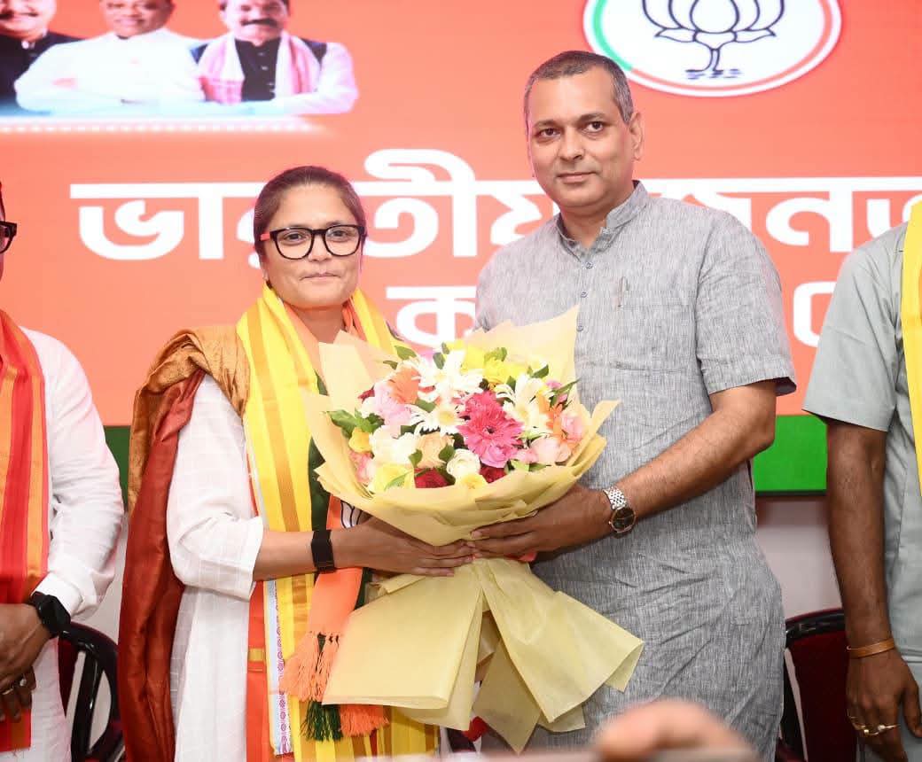 রাজ্যসভার নবনির্বাচিত সাংসদ হিসেবে প্রথমবার শিলচরে সুস্মিতা দেব, বিজেপি কার্যালয়ে উষ্ণ সংবর্ধনা