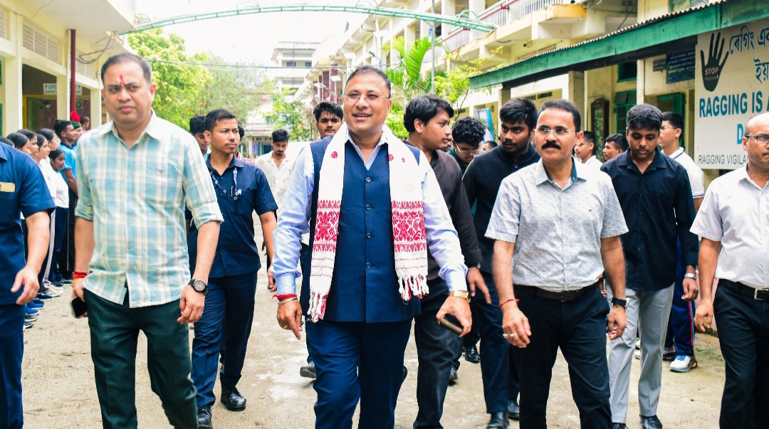 গুয়াহাটি কমার্স কলেজে শিল্পমন্ত্রী বিমল বড়া