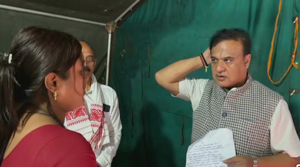 বহুগামিতার অভিযোগে পুলিশকর্মীকে গ্রেফতারের নির্দেশ মুখ্যমন্ত্রীর